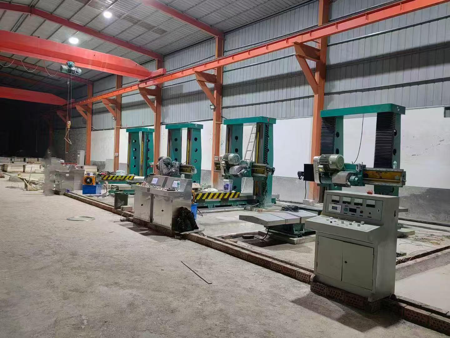 剛玉磚硬度高、質(zhì)地脆，選用哪種切割設(shè)備才能保證切割精度和質(zhì)量？